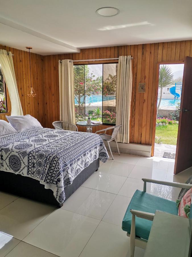 Mi Pequeno Club Hotel Лима Екстериор снимка
