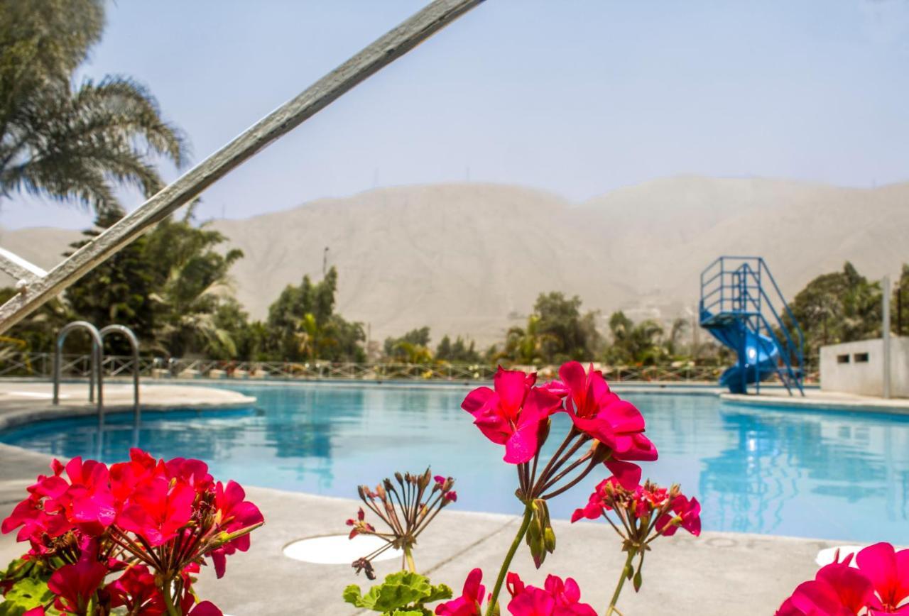 Mi Pequeno Club Hotel Лима Екстериор снимка